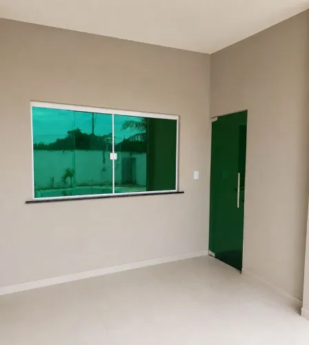 Películas Fumê e Adesivos para Portas, Janelas, Brox, Mesas e Armários em vidro.