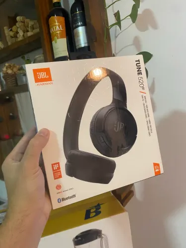 Fone JBL 520BT original 57 horas bateria novo lacrado