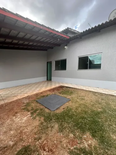 CASA NO SETOR PARQUE DAS FLORES GOIÂNIA/GO