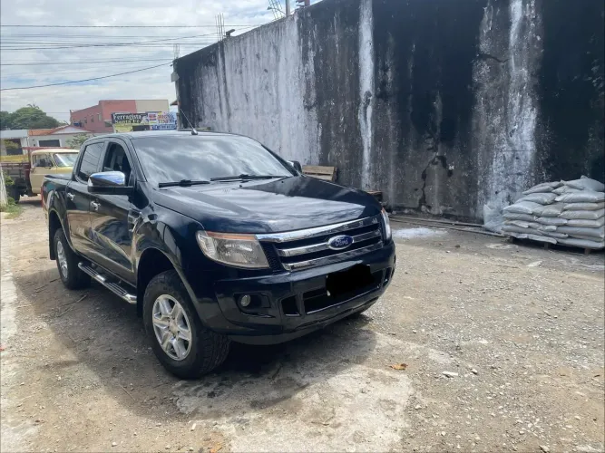 Ford Ranger XLT 2.5 16V 4X2 CD Flex 2014