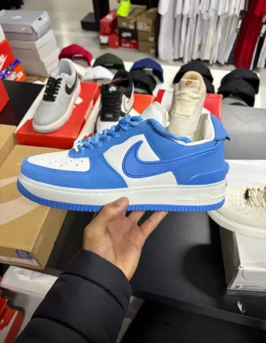 NIKE TAMANHO 40