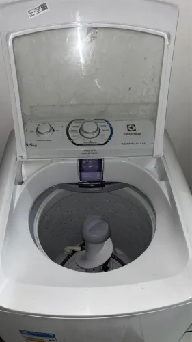Máquina de lavar seminova