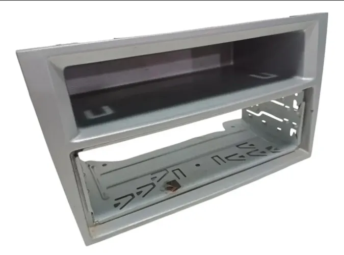 Moldura Rádio Porta Treco Gm Corsa Montana 2008 Cinza (Usado)