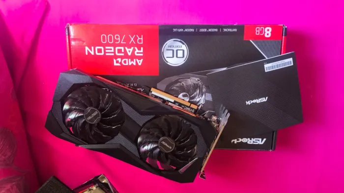 RX 7600 ASROCK