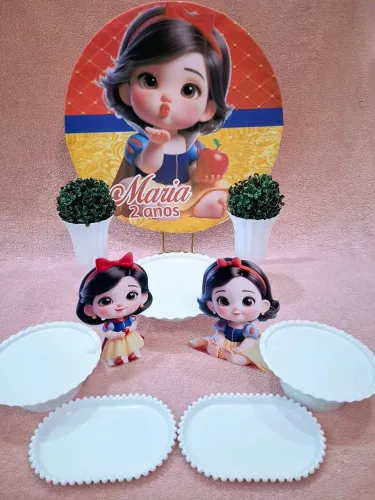 Aluguel festa na mesa Branca de neve baby