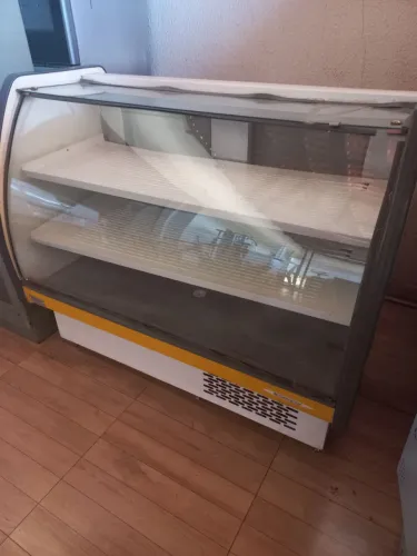 Balcão expositor refrigerado de 2 pistas da Gelopar de 1.25 de comprimento