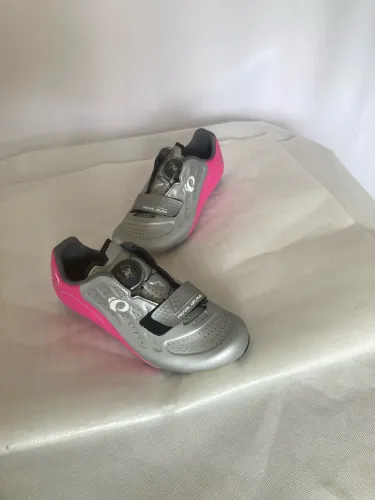 Sapatilha esportiva para bike calça o 34 nr de carbono