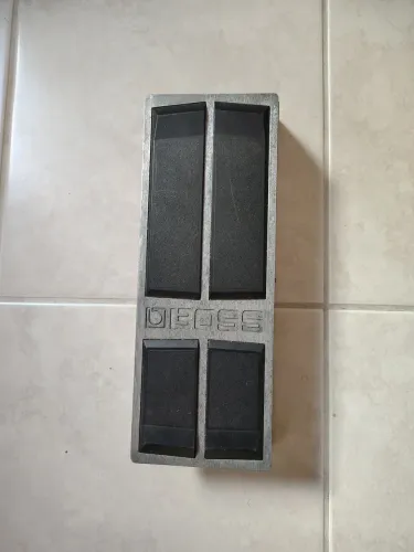 Pedal de volume Boss