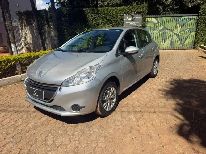 Peugeot 208 Active/active Pack 1.5 Flex 8V 5P 2014