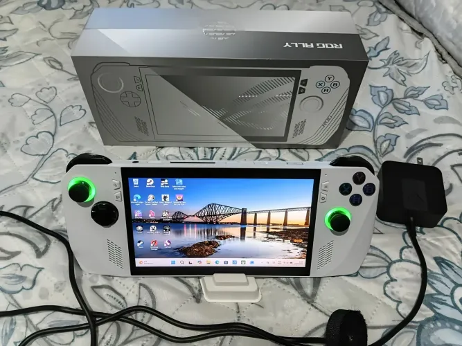 Rog Ally Z1 Extreme 6 meses de uso