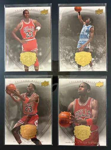 4 Michael Jordan Coleção Limitada Legacy Gold /30000 Card NBA Carta Bulls