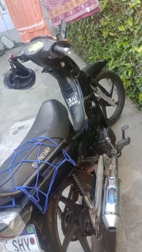 Vendo uma Shineray top preta não tô tendo utilização então quero passar ta top .