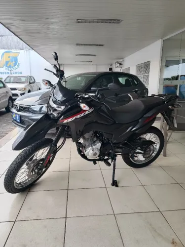 Bros 160 com apenas 9 mil 2025