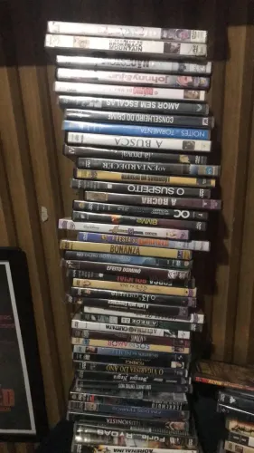 100 DVDS de Filme (VALOR 350 reais)