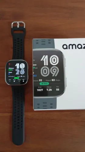 Smartwatch Amazfit Bip 6 ideal para suas corridas e treinos