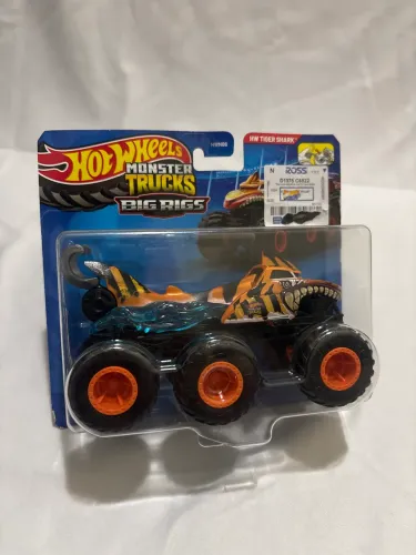 Hotwheels Monster Trucks Big Rigs modelo HW TIGER SHARK