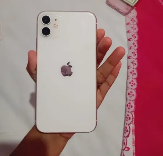 iPhone 11 branco 256gb