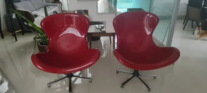 Cadeiras Egg de pintura automotiva
