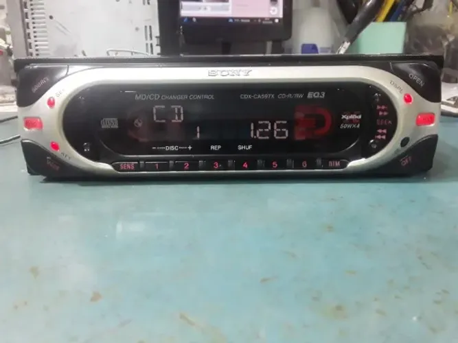 Radio Sony CDX-CA597X com Bluetooth