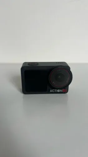 DJI Osmo Action 5 Pro Adventure Combo - Completa