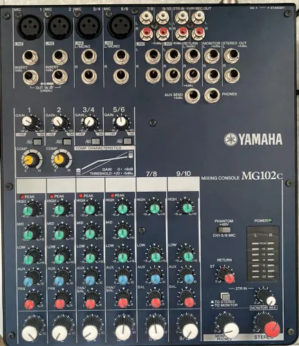 Mesa de Som Yamaha