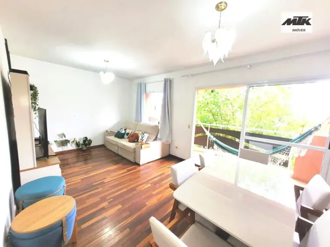 Casa de condomínio sobrado para venda possui 199 m2 com 3 quartos c/ suíte na Granja Viana