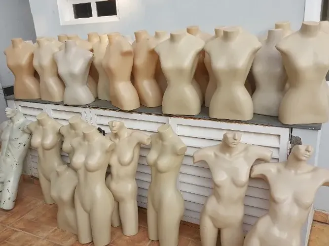 Manequins e Bustos para loja