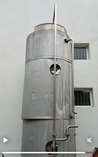 Dois tanque inox com serpentina e isolação térmica um deles 4000 l 