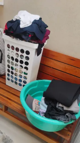 Preciso de uma pessoa pra gomar roupas  