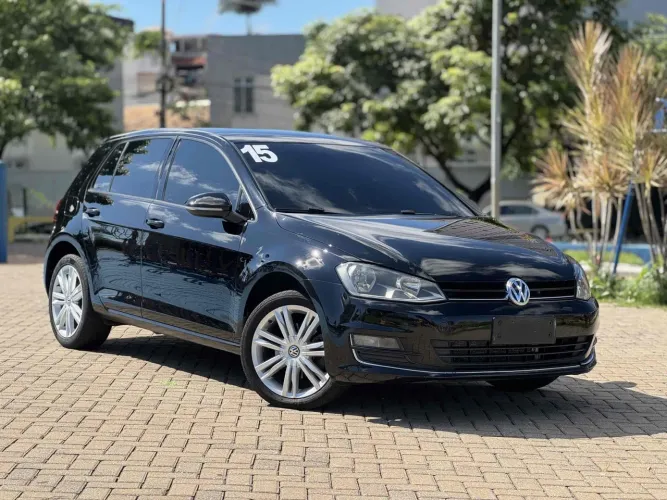 Volkswagen Golf Highline 1.4 TSI 140cv Aut. 2015