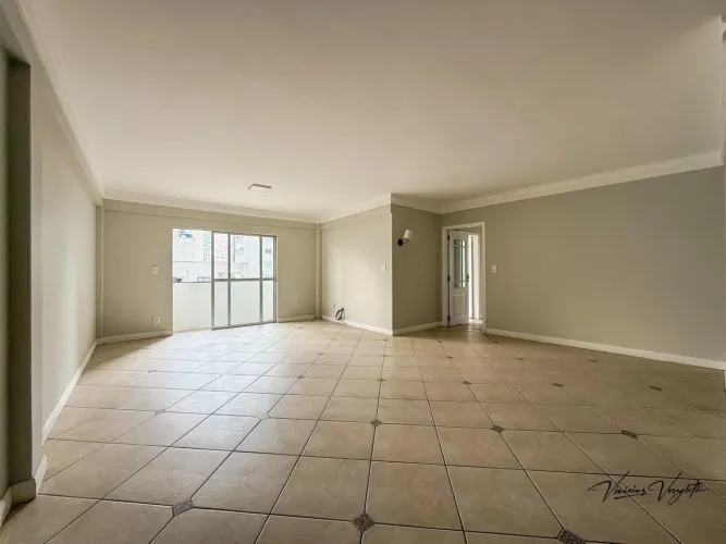 Apartamento para Locação em Balneário Camboriú, Centro, 4 dormitórios, 2 suítes, 3 banheir