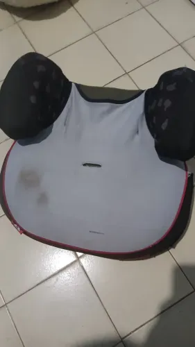 Cadeira de criança  de 4 anos até 10 