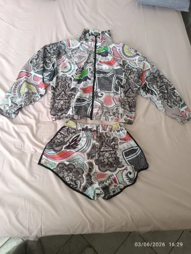 Conjunto Feminino Estampado Moderno | Cropped com Zíper + Short | Oportunidade tamanho P