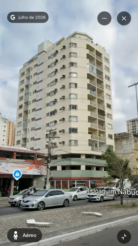 Apart com 2q + dependência próximo ao Centro !!
