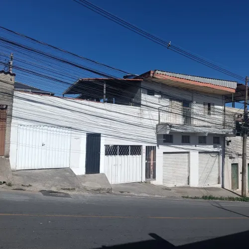 Vendo Casas e lojas LEIA O ANÚNCIO