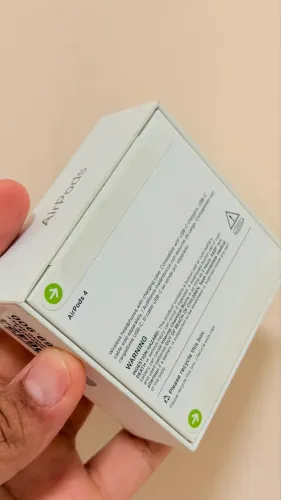 Airpods 4 - NOVO - LACRADO