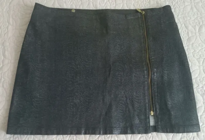 Mini saia jeans preta Damyller