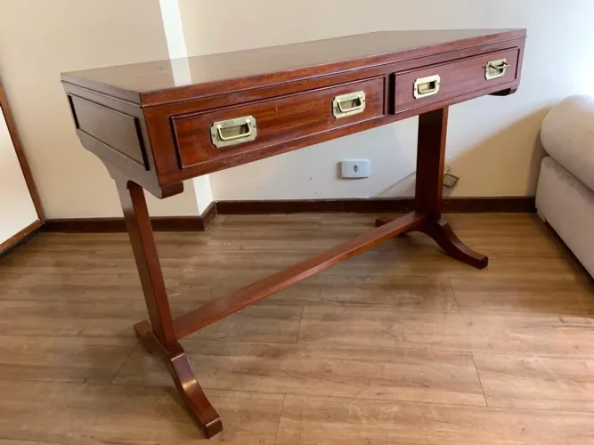 Mesa Escrivaninha anos 70 em madeira