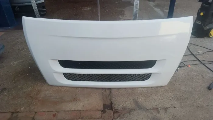 Vendo capô do caminhão Iveco tector