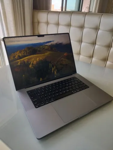 Apple MacBook Pro 16.2" M1 Max 10/32-Core 64GB/1TB Space gray