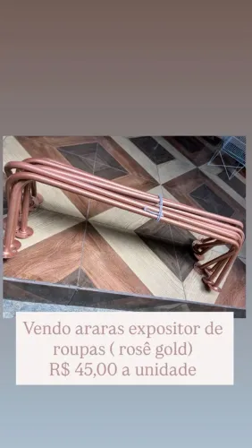 Araras expositor e provador