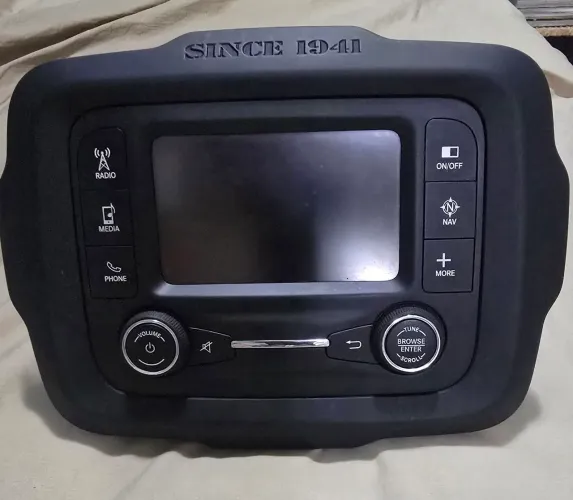 Som Automotivo Original Jeep 2016