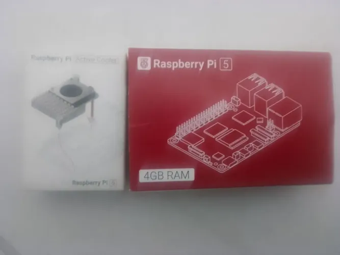 Raspberry Pi 5 + cooler