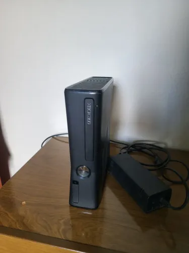 Xbox 360, vendo ou troco por servidor
