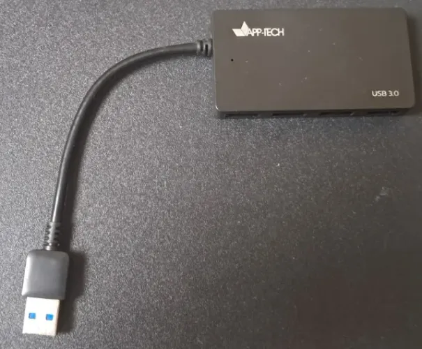 Hub usb 4 portas 3.0 preta EU-198 App-tech UN 1 UN