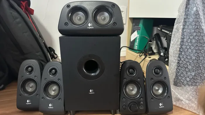Caixas de Som Logitech Z506