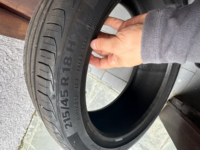 Pneu Continental PremiumContact 6 215/45 R18