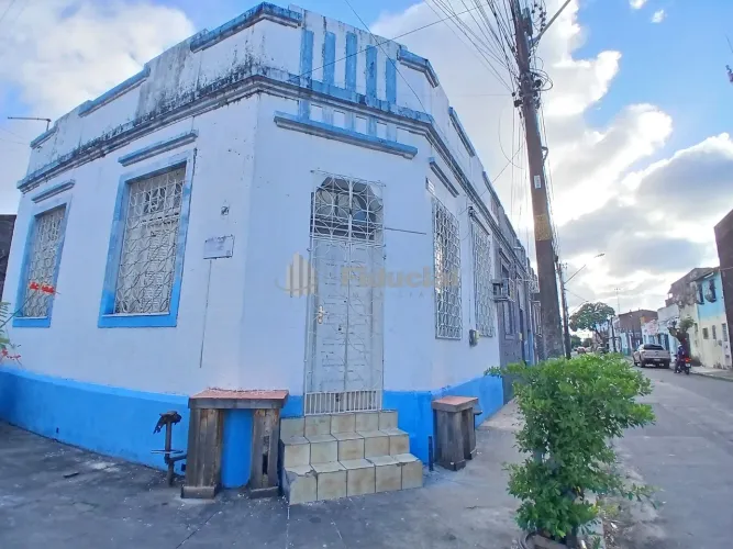 CASA PARA LOCAÇÃO | CENTRO DE FORTALEZA Conforto, praticidade e excelente localização para