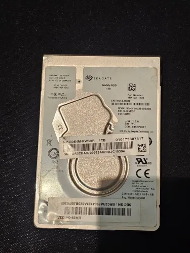 Hd externo de 1 terabyte funcionando perfeitamente