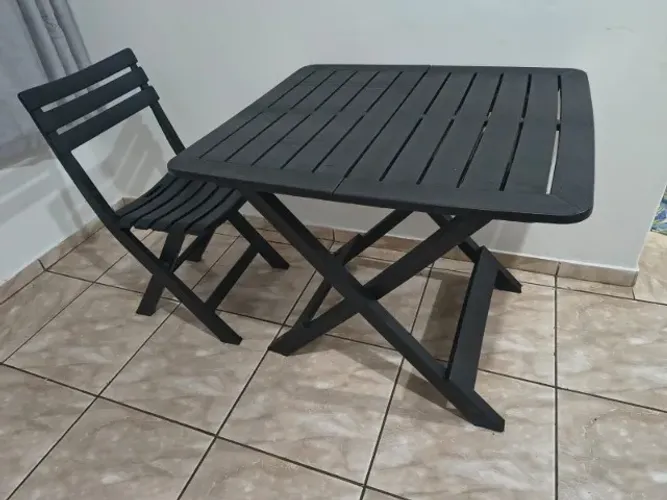 Conjunto Mesa e Cadeira de Jantar Pretos Dobráveis